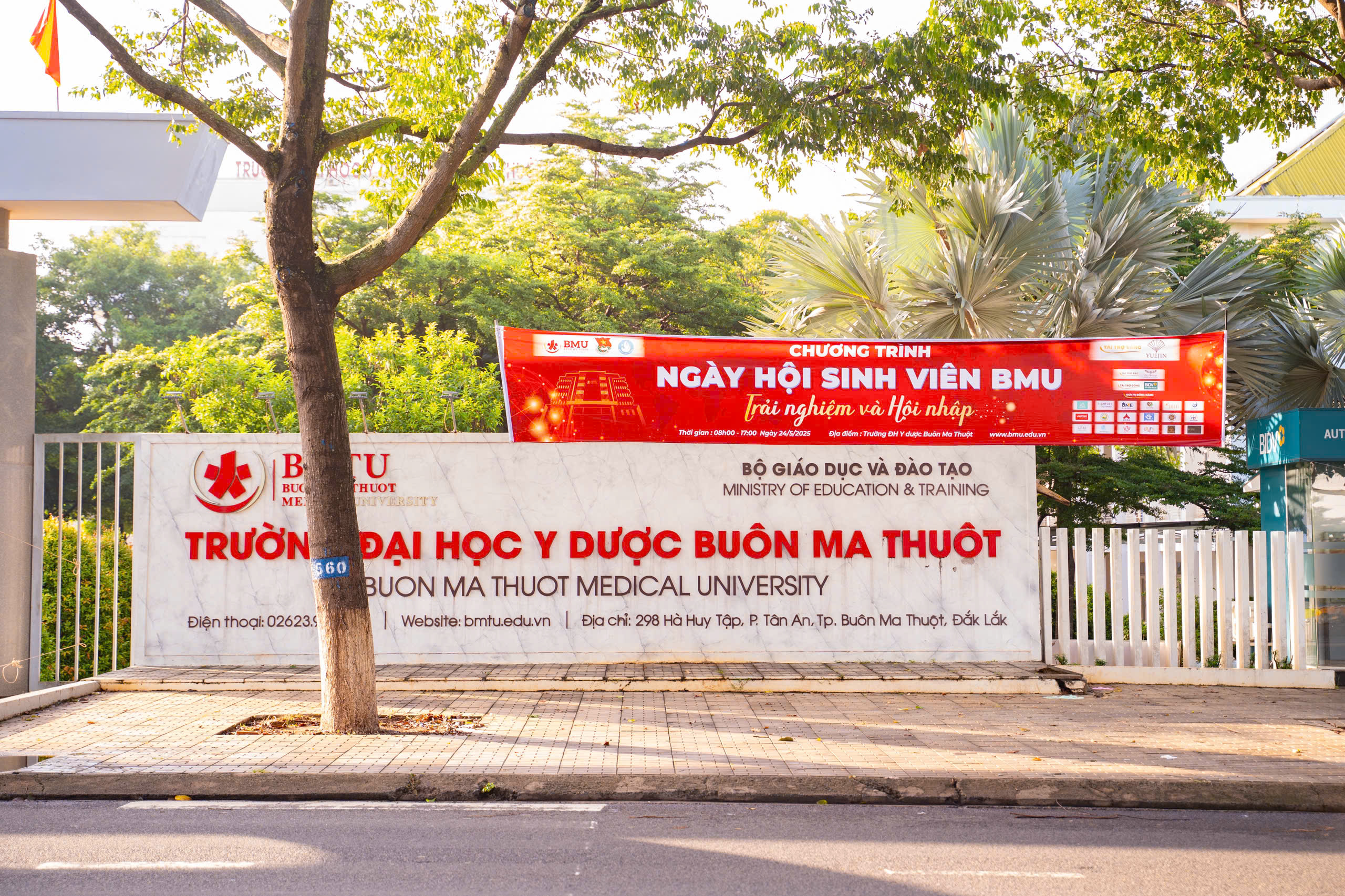 TRƯỜNG CAO ĐẲNG Y TẾ LÂM ĐỒNG THAM DỰ NGÀY HỘI “SINH VIÊN BMU TRẢI NGHIỆM VÀ HỘI NHẬP” 2025
