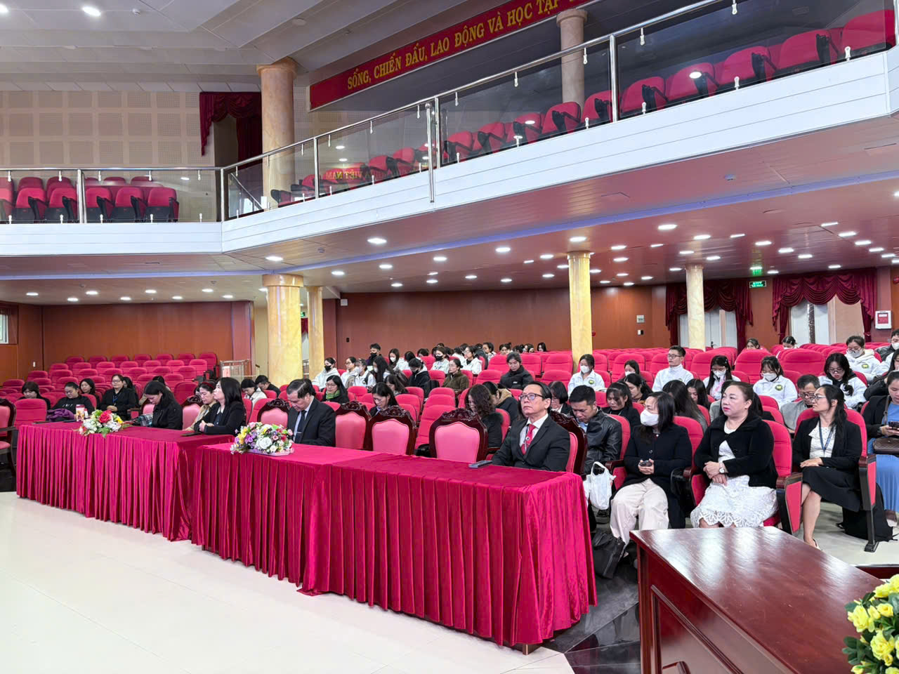 TRƯỜNG CAO ĐẲNG Y TẾ LÂM ĐỒNG: KHỞI ĐẦU NĂM MỚI 2026 VỚI KHÍ THẾ MỚI